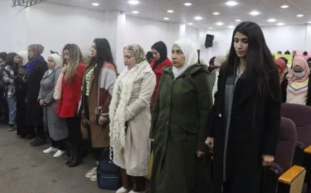 شخصيات نسائية سياسية وثقافية تناقش دور السوريات في رسم ملامح سوريا المستقبل