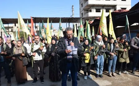 عوائل الشهداء في تربه سبيه يؤكدون استعدادهم لحماية الثورة