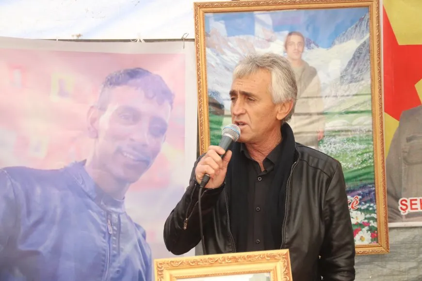تقديم واجب العزاء لذوي مقاتل قسد آراس حمو