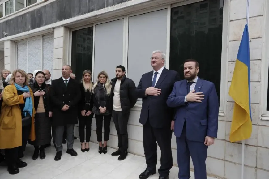 زيلينسكي: أوكرانيا تستعد لاستئناف العلاقات الدبلوماسية مع سوريا