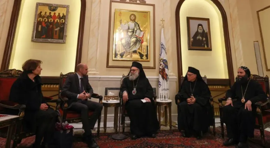 خارجية فرنسا تطّلع على المستجدات في سوريا من بطريرك أنطاكية للروم الأرثوذكس
