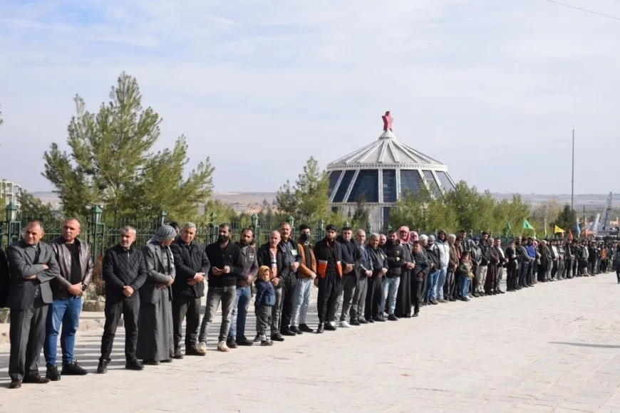 تشييع جثامين 5 شهداء في كوباني وتأكيد على حماية إرثهم