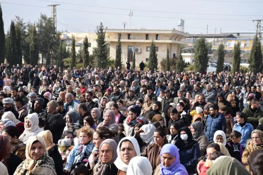 تشييع جثامين 5 شهداء في كوباني وتأكيد على حماية إرثهم