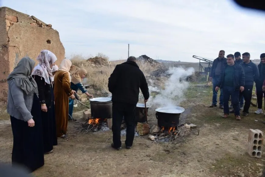 "إن بقي الأمر لنا كأمهات سنحمل السلاح ونساند مقاتلينا"