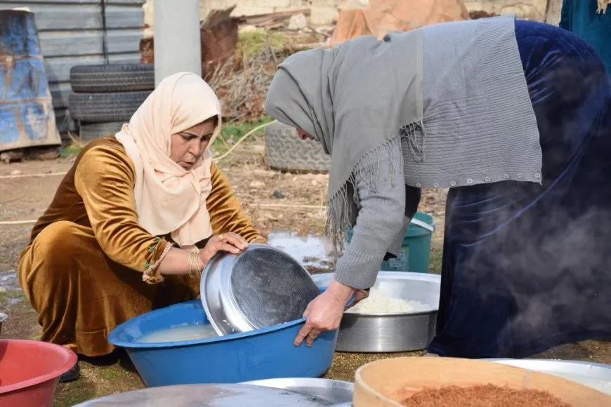"إن بقي الأمر لنا كأمهات سنحمل السلاح ونساند مقاتلينا"