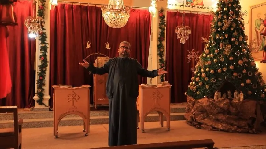 العمل على إصدار أغنية جديدة في مقاطعة الطبقة