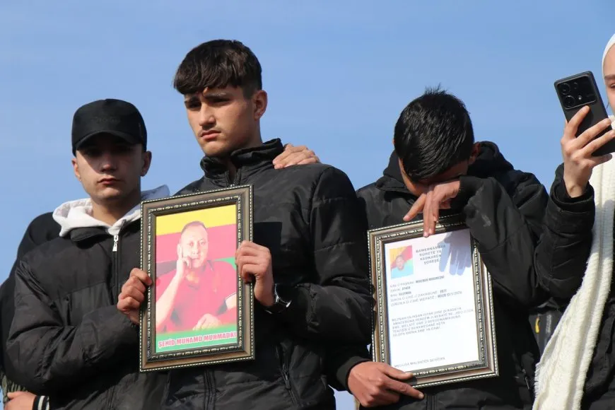 الطبيب محمد محمدكي يختتم عقداً من النضال بالشهادة