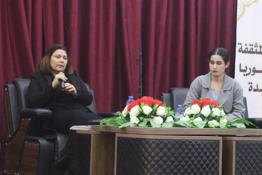 شخصيات نسائية سياسية وثقافية تناقش دور السوريات في رسم ملامح سوريا المستقبل