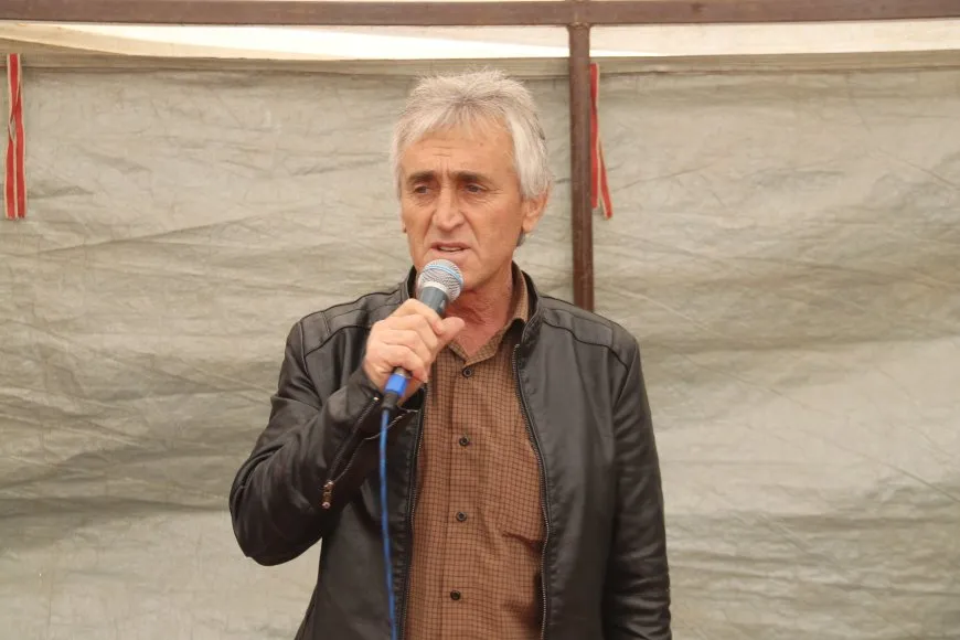 تقديم واجب العزاء لذوي مقاتل قسد بيار العلي في عامودا