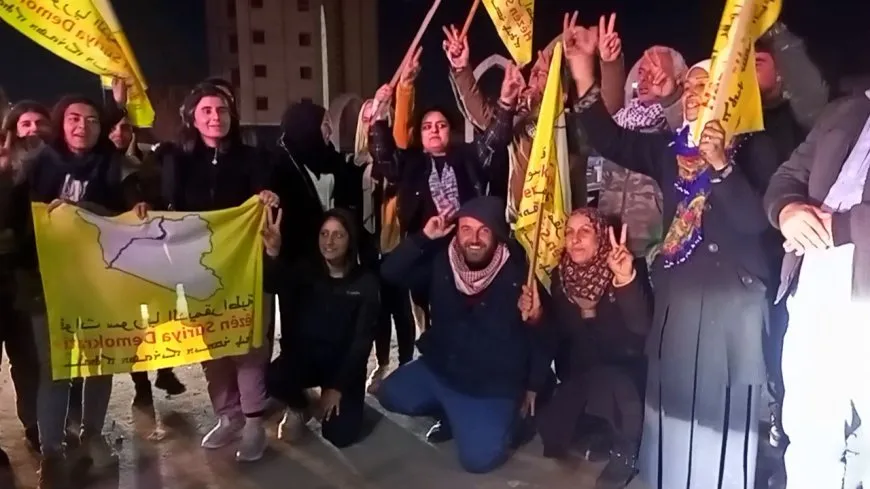 الطبقة ...لحظات استقبال العائدين من فعالية المناوبة على سد تشرين
