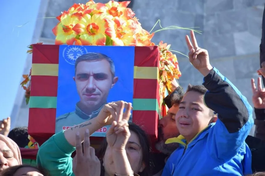 تشييع جثمان عضو قوى الأمن الداخلي محمد حسو في كوباني