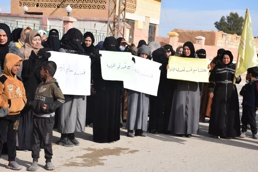 مظاهرات للمدرسين تنديداً بهجمات الاحتلال التركي ودعماً لقسد