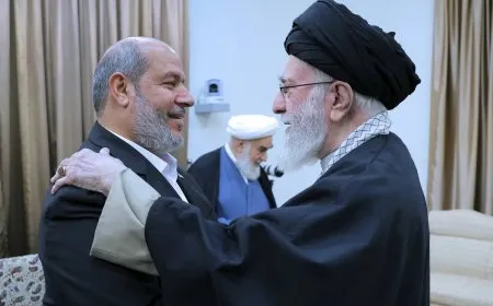 للمرة الأولى منذ الهدنة... خامنئي يستقبل قادة من حماس