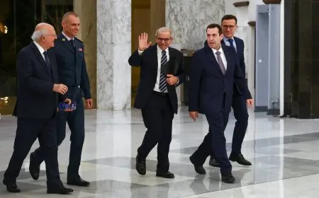 الحكومة اللبنانية تعقد أولى جلساتها الوزارية
