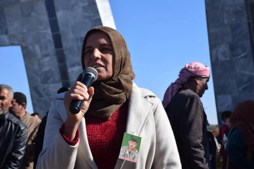 تشييع جثمان مقاتل قسد ريدور حلنج في كوباني