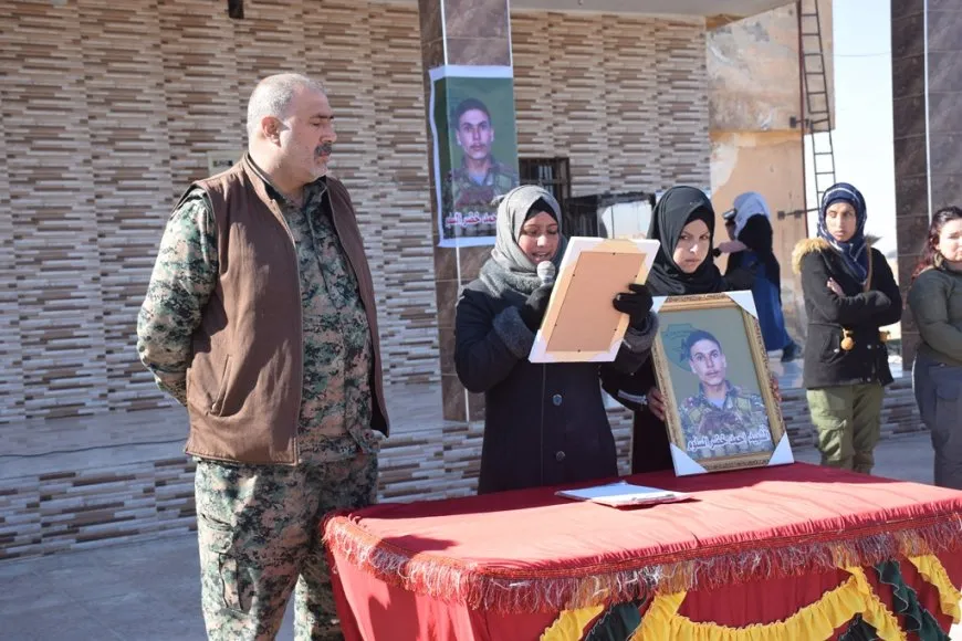 أهالي الشدادي يشيّعون جثمان الشهيد أحمد السلوم إلى مثواه الأخير