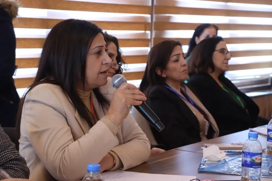 مؤتمر نسائي في قامشلو يناقش مستقبل المرأة ومشاركتها في العملية السياسية والدستورية