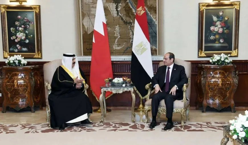 الرئيس المصري يطالب بموقف موحد لتحقيق السلام في المنطقة