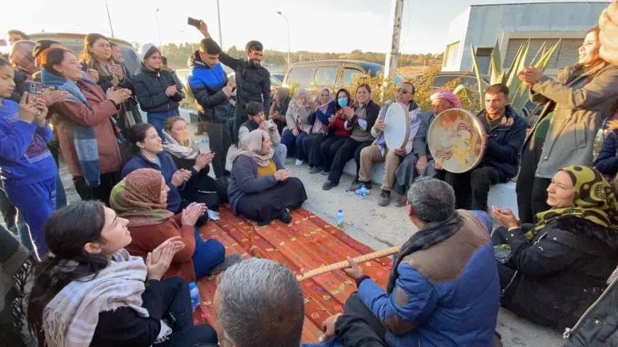شهر من المقاومة الشعبية التاريخية على سد تشرين
