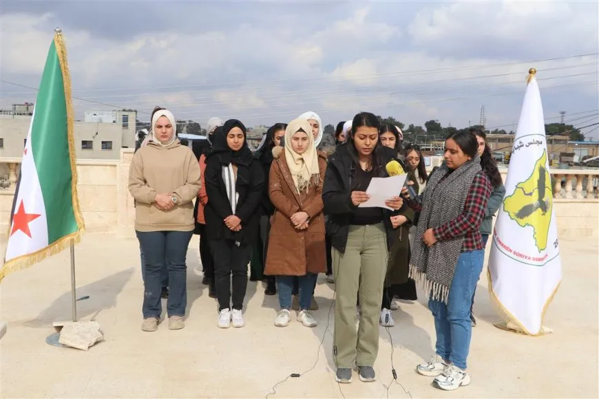 المرأة الشابة تدين الانتهاكات بحق النساء في مناطق سلطة دمشق