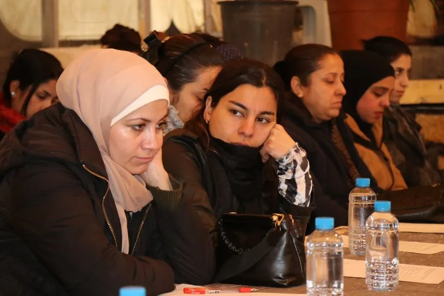 تنديداً بالمؤامرة ندوة للمرأة الشابة في حلب 