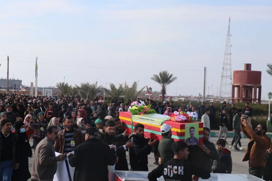 تشييع جثمان مقاتل قسد محمد شريف في الطبقة
