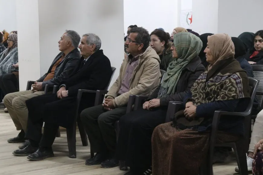 خلال فعاليات.. دعوات لتصعيد النضال لتحقيق حرية القائد عبد الله أوجلان الجسدية