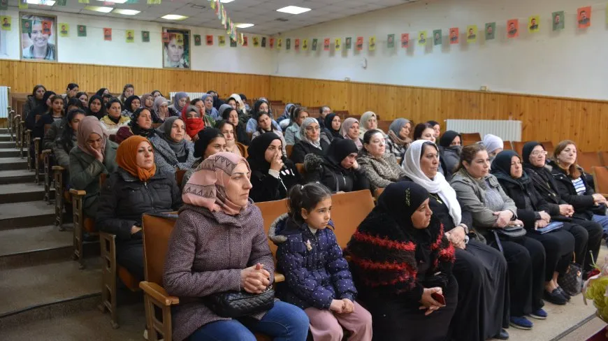خلال فعاليات.. دعوات لتصعيد النضال لتحقيق حرية القائد عبد الله أوجلان الجسدية