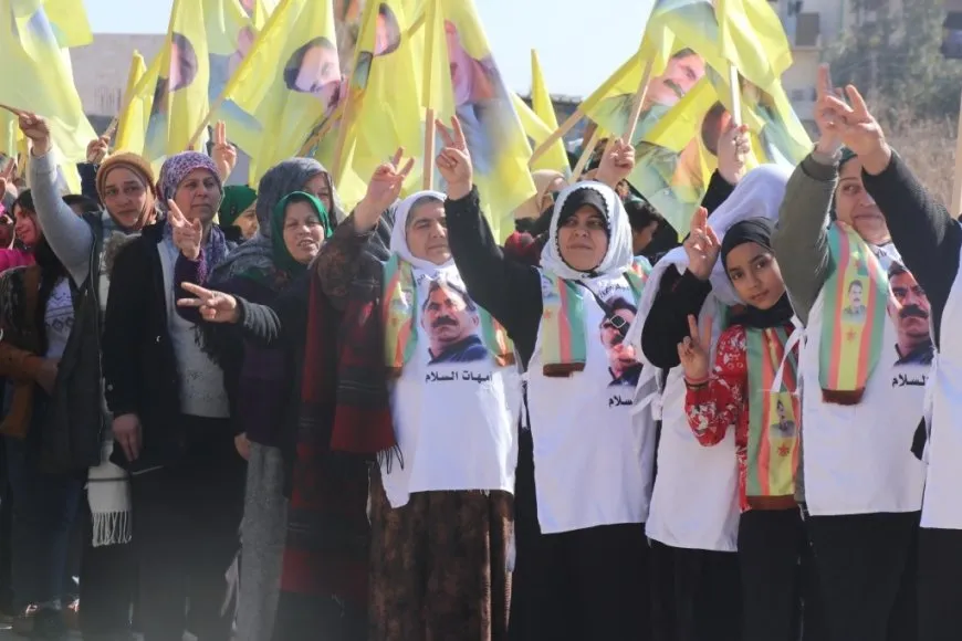 "سار قلبي عوضاً عن قدميّ إلى ساحات المطالبة بحرية القائد الجسدية"