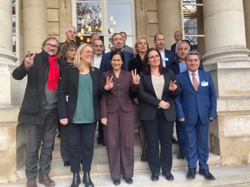 الإدارة الذاتية الديمقراطية تجري سلسلة لقاءات في فرنسا