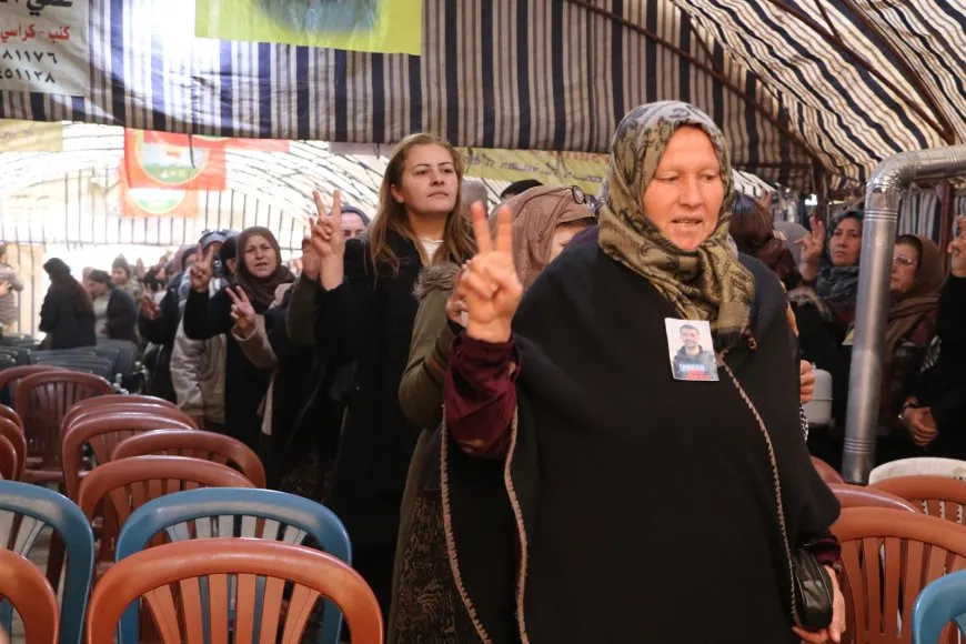 من خيمة عزاء الشهيدين عكيد وزاغروس: شهداؤنا منارة للحرية والسلام 