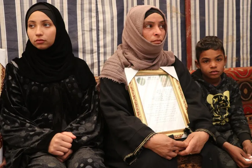 من خيمة عزاء الشهيدين عكيد وزاغروس: شهداؤنا منارة للحرية والسلام 