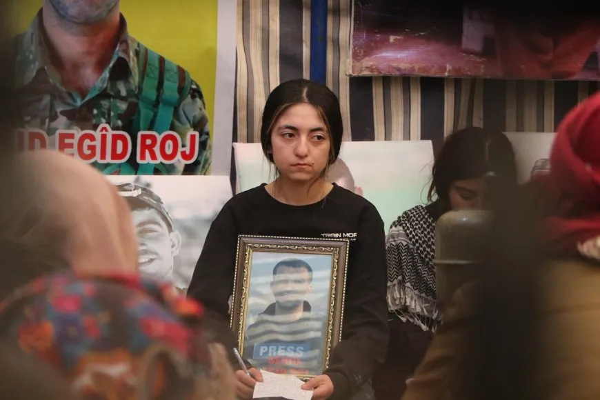 من خيمة عزاء الشهيدين عكيد وزاغروس: شهداؤنا منارة للحرية والسلام 