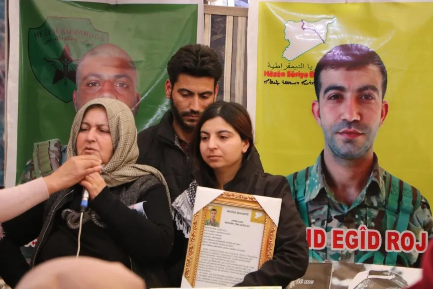 من خيمة عزاء الشهيدين عكيد وزاغروس: شهداؤنا منارة للحرية والسلام 