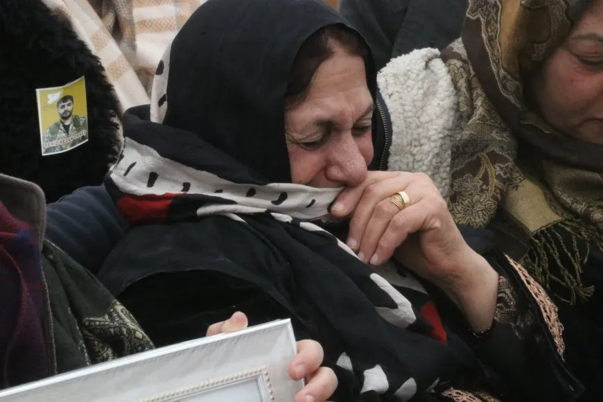 تقديم واجب العزاء لذوي القيادي في قسد ريزان أوركيش بعامودا