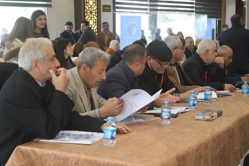 بدء أعمال منتدى الحوار الوطني في الرقة