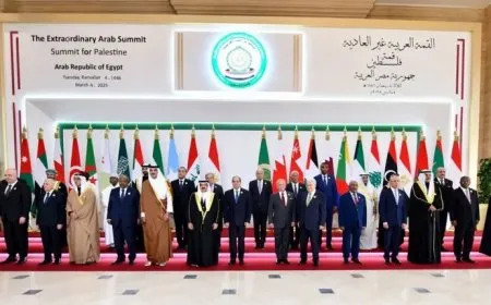 إسرائيل وحماس تعلّقان على بيان القمة العربية الطارئة