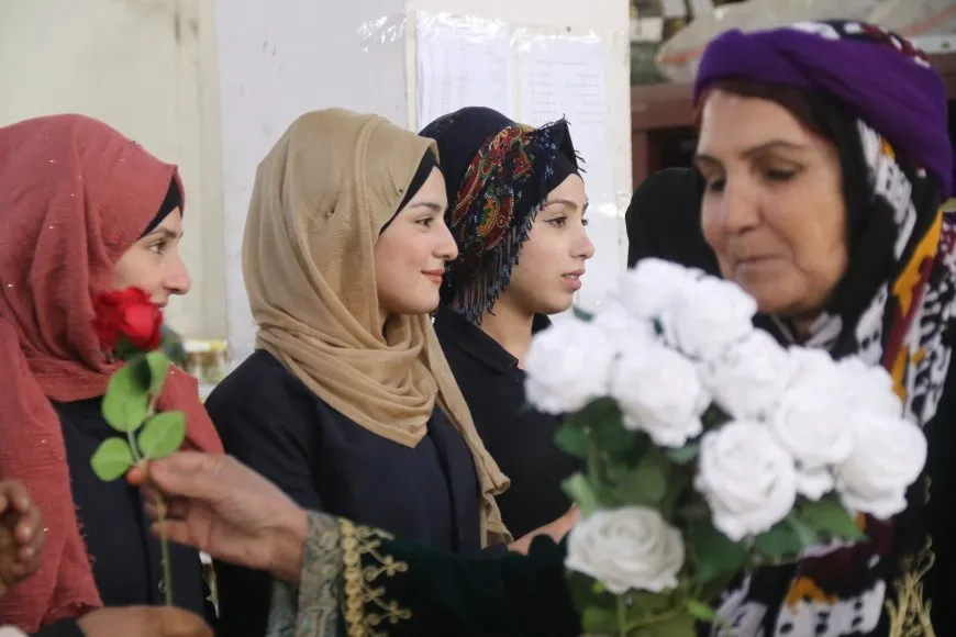 السياسة والحماية والتعليم محاور برنامج 8 آذار