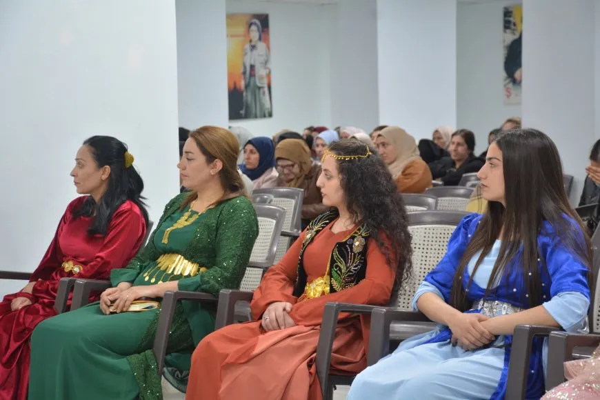 السياسة والحماية والتعليم محاور برنامج 8 آذار