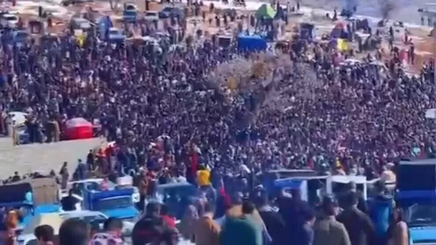 إيقاد أول شعلة نوروز في شرق كردستان