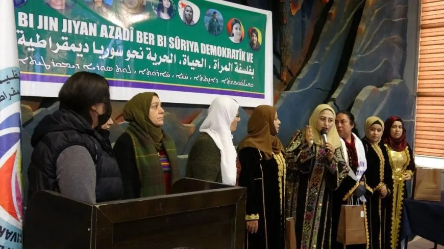 بفلسفة "المرأة الحياة الحرية" نساء الرقة يؤكدن دورهنّ في بناء سوريا ديمقراطية