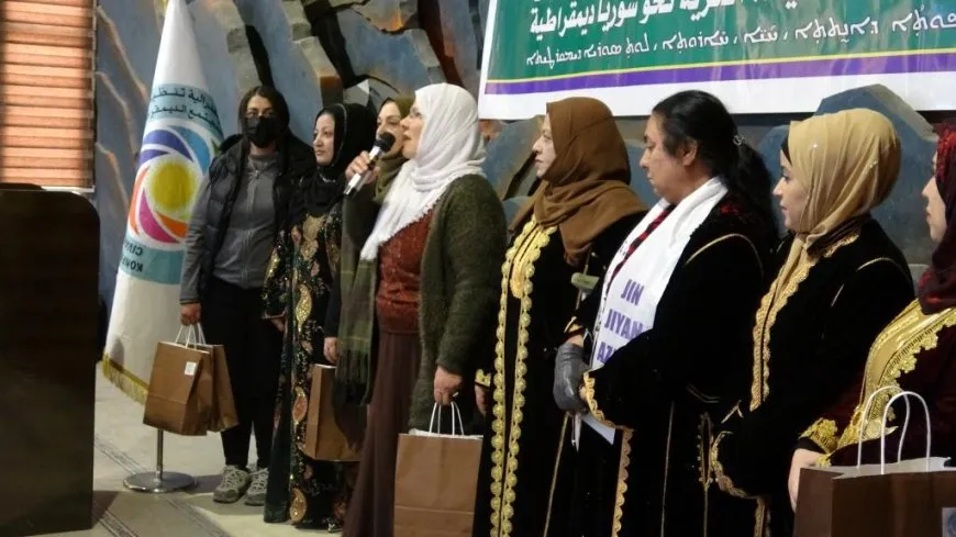 بفلسفة "المرأة الحياة الحرية" نساء الرقة يؤكدن دورهنّ في بناء سوريا ديمقراطية