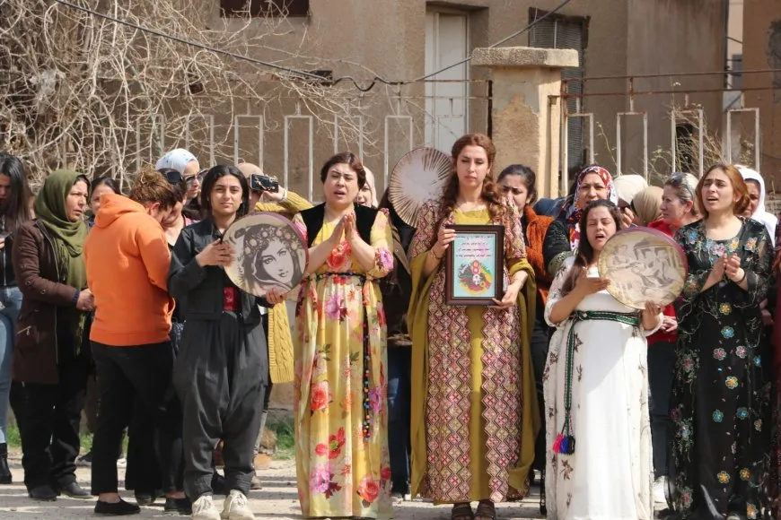 بمناسبة اليوم العالمي للمرأة.. اجتماع في الشدادي وزيارات للمؤسسات بالحسكة