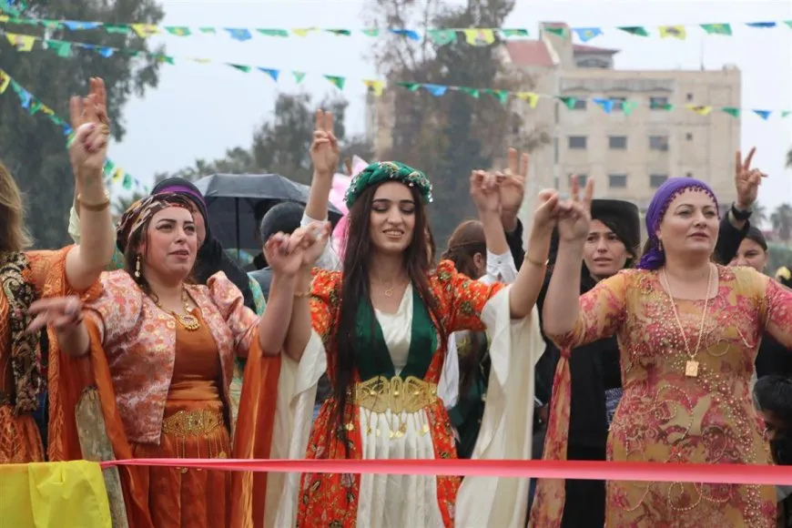 في احتفالية يوم المرأة بالحسكة: دعوات لتصعيد النضال وضمان الحقوق