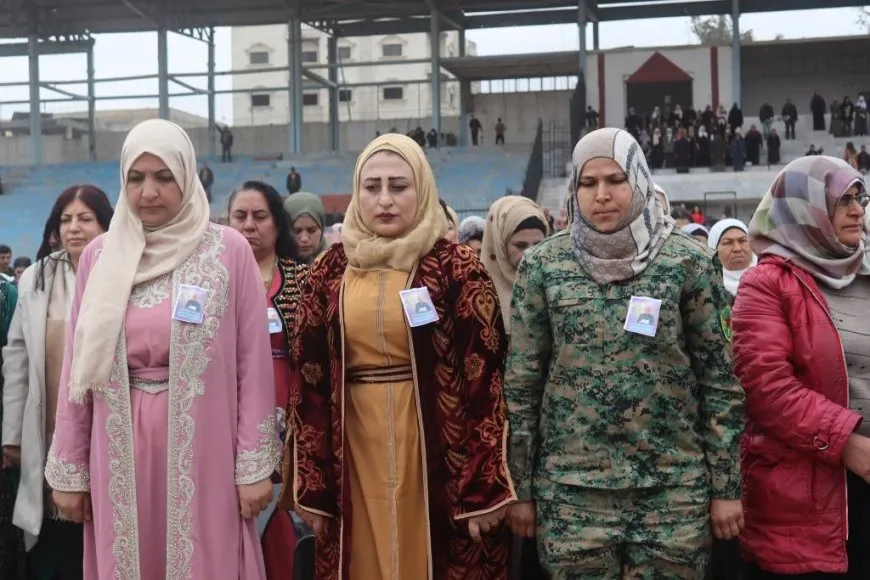 أهالي الرقة يحتفلون باليوم العالمي للمرأة