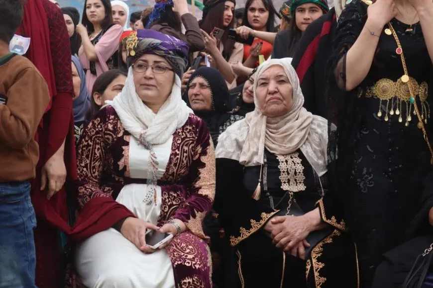 أهالي الرقة يحتفلون باليوم العالمي للمرأة