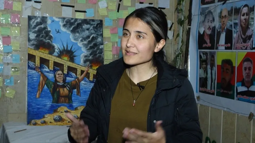 "أنا فخورة بنقل النضال الذي تقوده المرأة"
