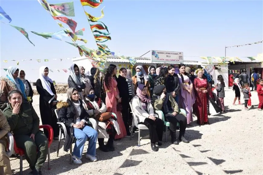 أهالي جبل كزوان يحتفلون باليوم العالمي للمرأة ويشيدون بدور المرأة في المقاومة