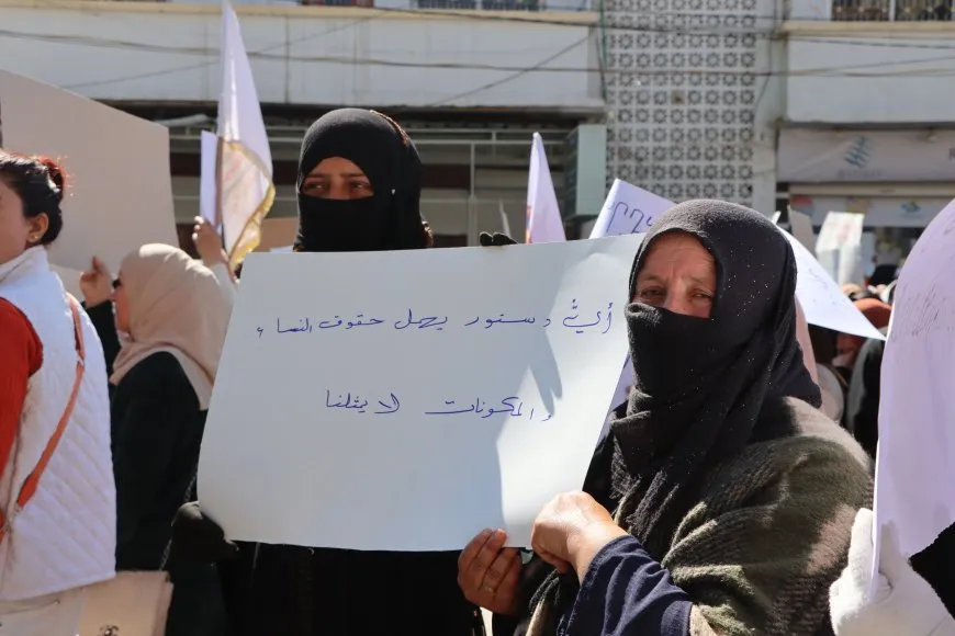 "المرأة شريكة أساسية في بناء الوطن"