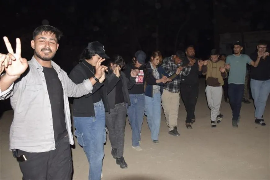 احتفالات نوروز تعم مناطق شمال وشرق سوريا بإيقاد الشعلات وتجمعات جماهيرية